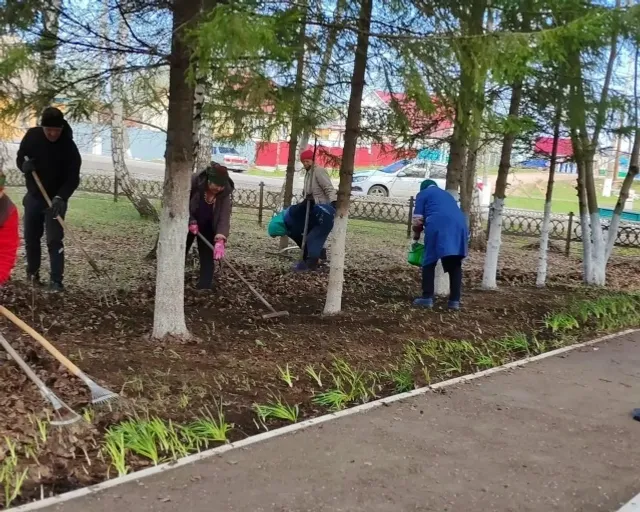 Йăлпăлак ялӗнче субботник иртнӗ