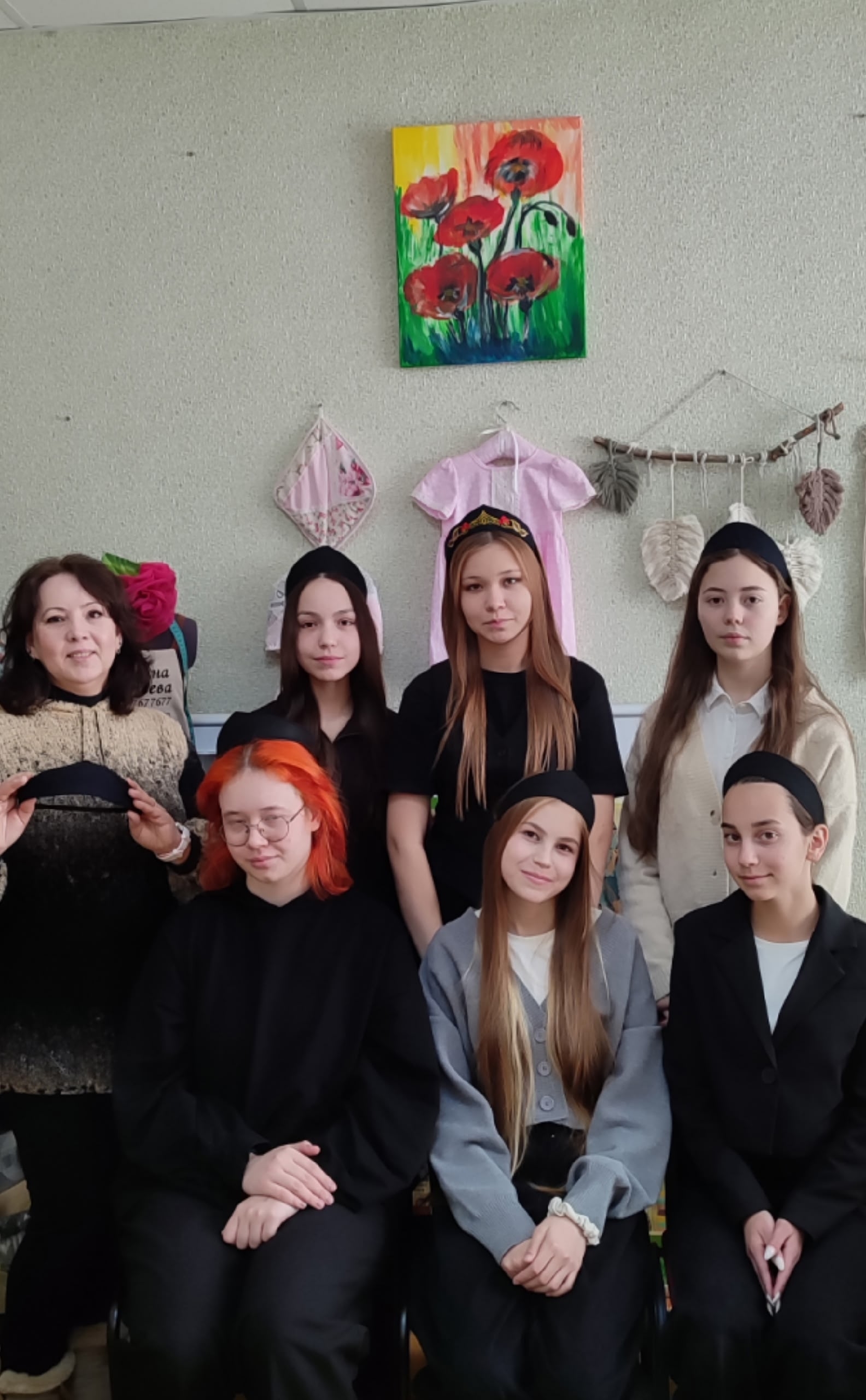 «Булавка» студире стилизациленӗ кокошник тунă