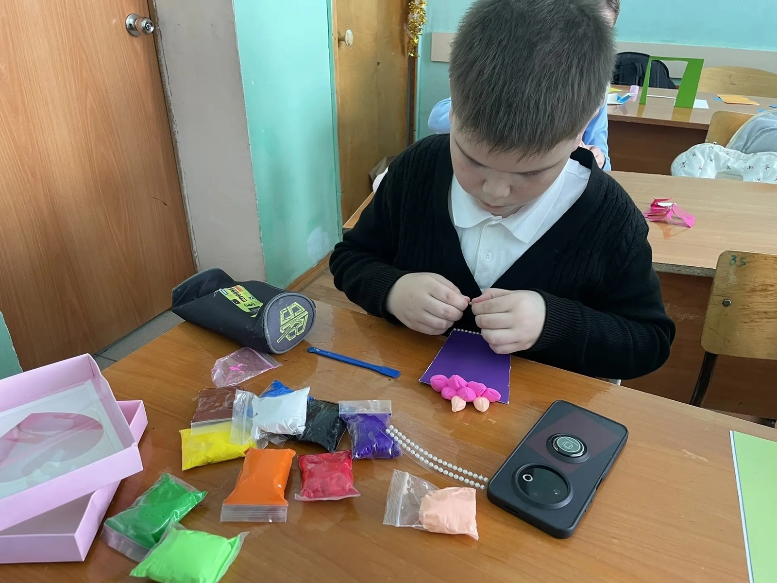 Мартӑн 8-мӗшӗ тӗлне аннесем валли  парне