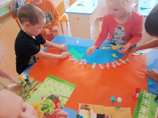 Ача садĕнче тӑнӑҫлӑх, туслӑх тата хӑрушсӑрлӑх пирки калаҫу ирттернӗ