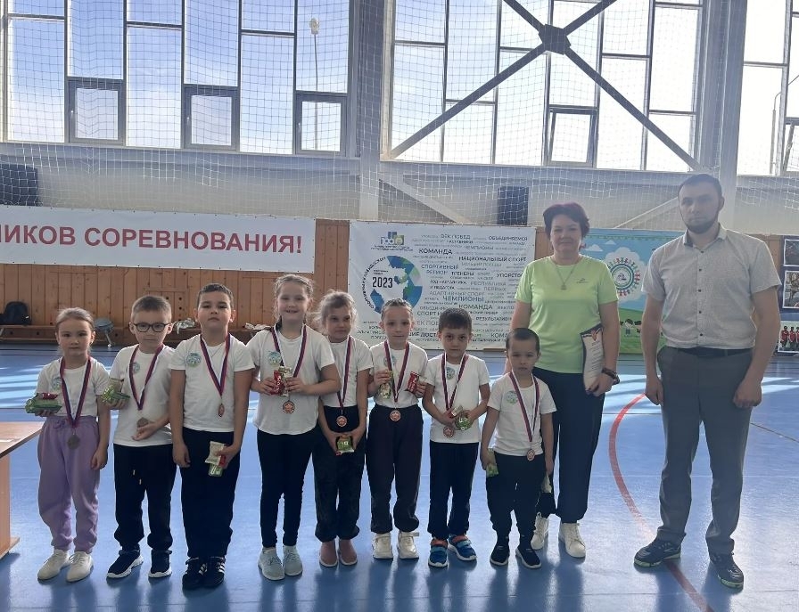 Пишпÿлекре ача садĕнчи ачасем хушшинче Спартакиада иртнӗ