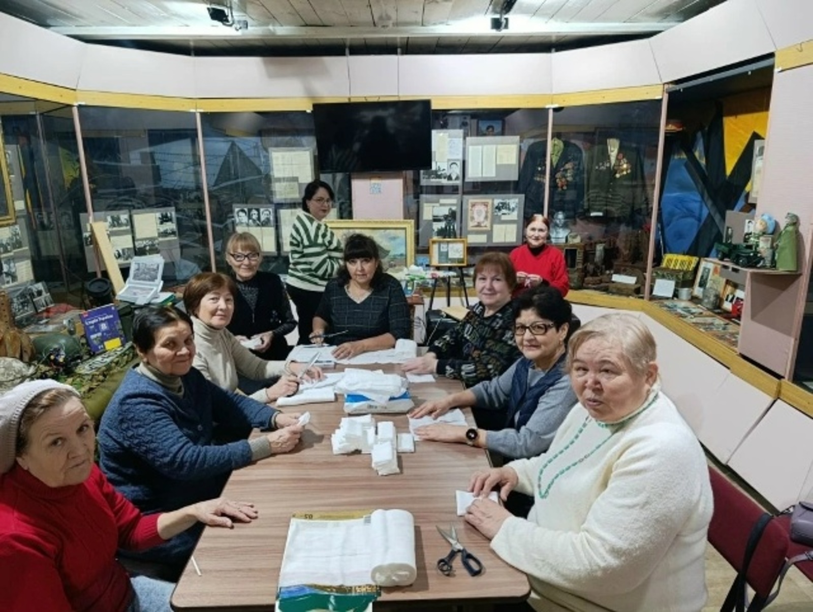 «Отрада» хӗрарӑмсен клубĕ СВОна хутшăнакансене пулӑшас ĕçе хутшăнаççĕ